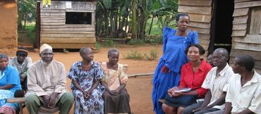 Dorfbewohner bei einer Gemeinde-Schulung