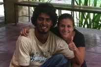 Jairo und Vanessa in ihrem Haus