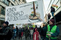 Transparent "Keinen Regenwald auf den Teller"