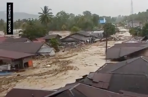 Überschwemmung im Dorf