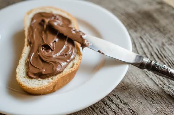 Nuss Nougat Creme Brot