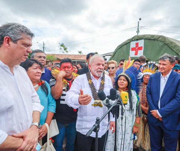 Lula da Silva und Sonia Guajajara