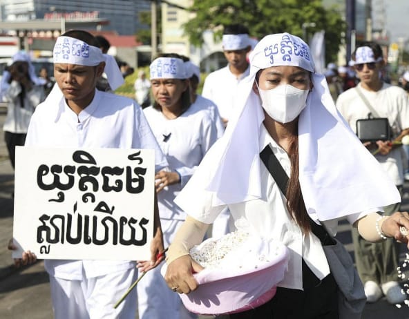 Demonstration von Mother Nature Cambodia