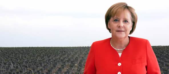 Allen voran tritt Merkel für "Werte" ein. Hier zum Beispiel ist ihr Wert der Klimaschutz. Collage: Angela Merkel vor Palmöl Plantagen in Indonesien