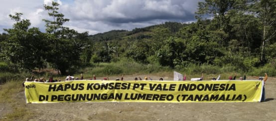 Transparent "Entzug der Konzession von PT Vale Indonesia im Lumereo Gebirge (Tanamalia)"
