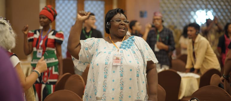 Georgine Kengne auf der globalen Veranstaltung zum Thema Bergbau in Indonesien im Oktober 2023 Georgine Kengne, afrikanisches Netzwerk