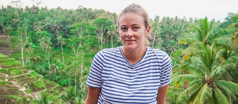 Michaela hat schon während ihres Studiums Eindrücke vom Regenwald in Südostasien und der Palmöl-Problematik gesammelt Praktikantin Michaela Leipold