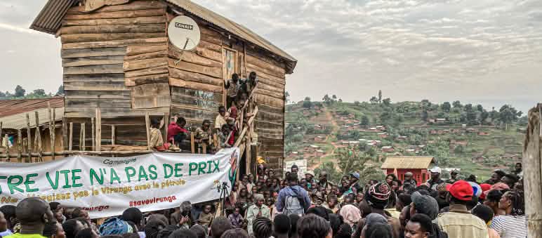 Theaterstück gegen Erdöl