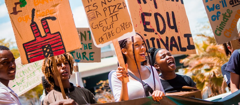 Protest von Fridays for Future gegen Fracking und Erdöl-Förderung in Namibia