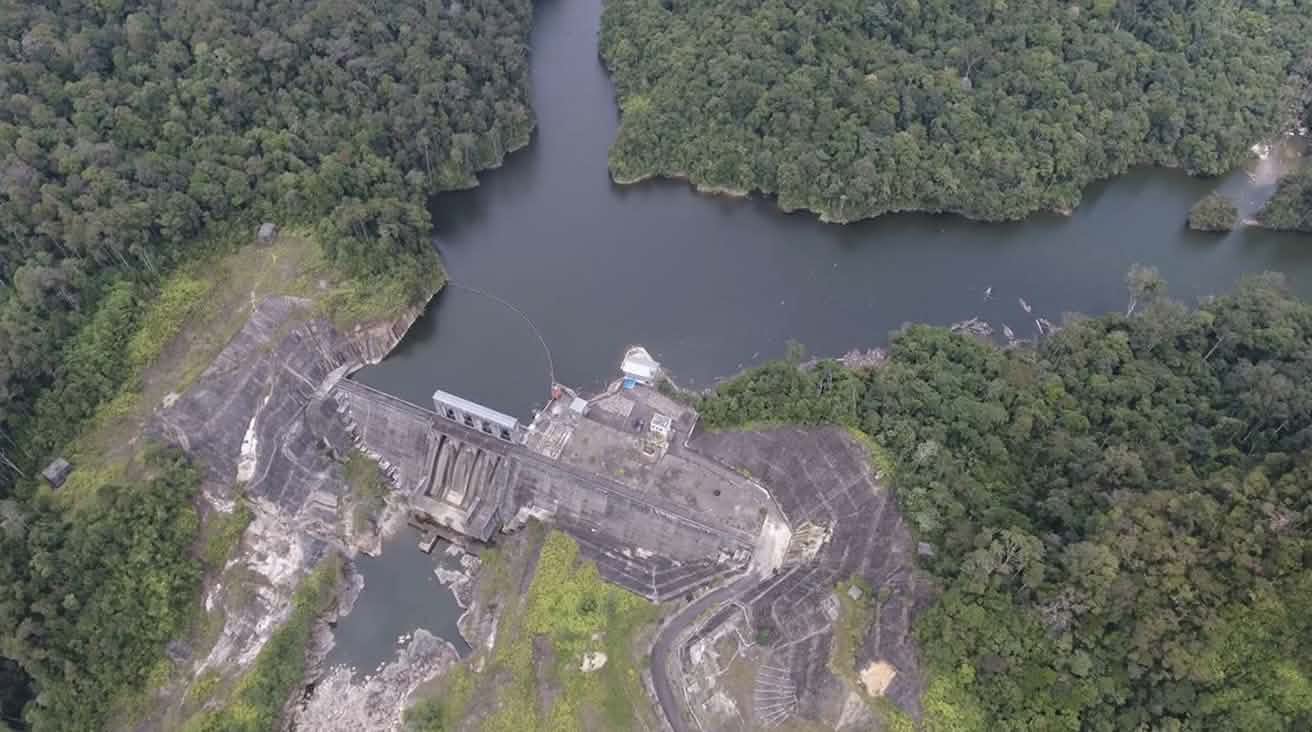 Blick auf den Staudamm PLTA Batang Toru 2025