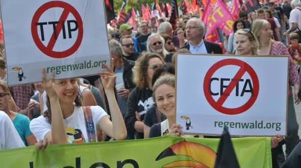 Rettet den Regenwald auf Demonstration gegen CETA