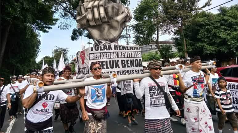 Gegen künstliche Inseln in der Benoa-Bucht auf Bali! Keine Lügen von Meeresschutz! Demo in Bali
