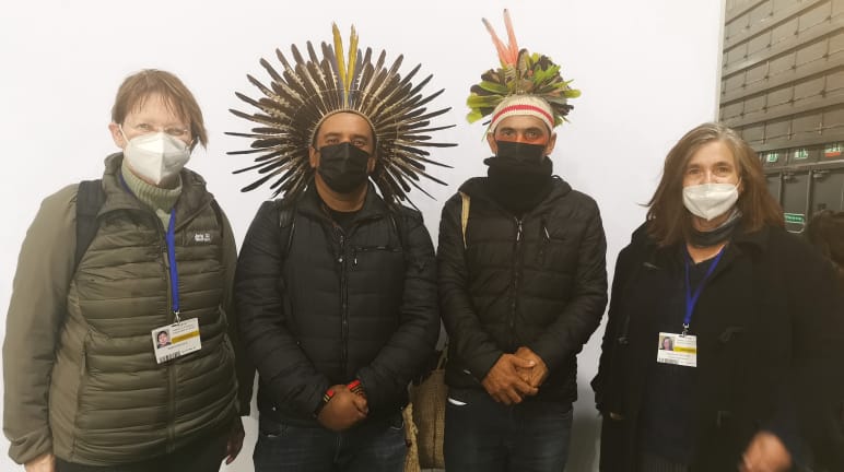 B.Behrend und M. Klute mit Indigenen bei COP26