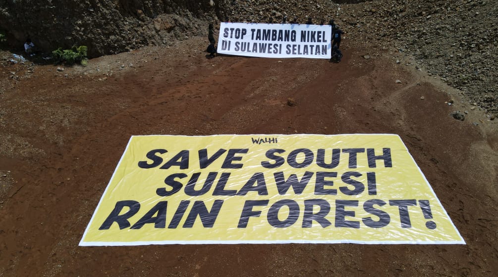 Aktion von WALHI Süd-Sulawesi gegen Nickelabbau durch PT Vale im Distrikt Luwu Timur