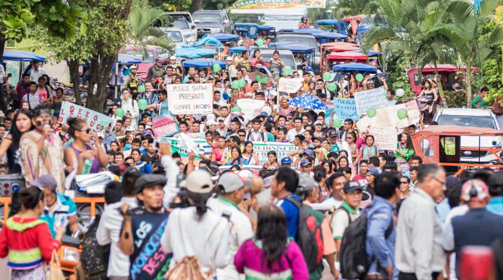 Demonstration gegen Landraub  in Pucallpa