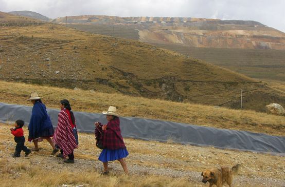 Peruanische Bauern im Hochland