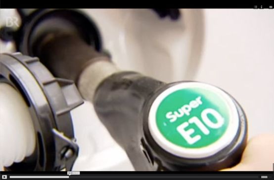 Zapfhahn für E10 an einer Tankstelle