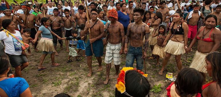 Mit größtem Einsatz haben die Mundurukú für ihr Land gekämpft Mundurukú demonstrieren gegen den Staudamm am Tapajós