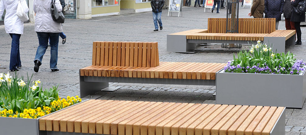 Das Tropenholz sollte besser im Regenwald bleiben (Foto: Ulli Rössle)