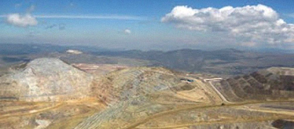 Tagebau in der Yanacocha-Mine