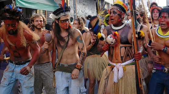 Protestmarsch Indigener gegen den Belo Monte-Staudamm in Brasilien