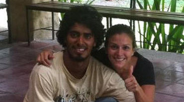 Jairo und Vanessa in ihrem Haus