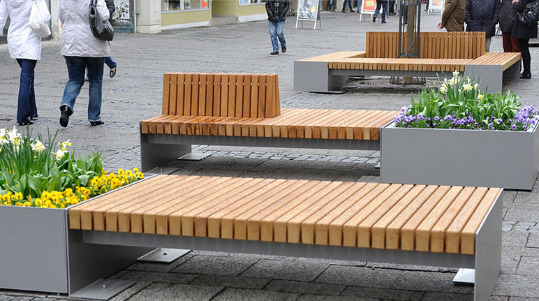 Das Tropenholz sollte besser im Regenwald bleiben (Foto: Ulli Rössle)