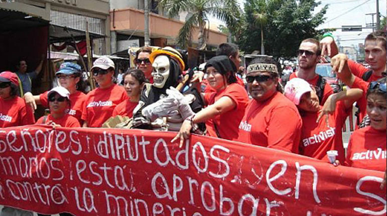 Demonstration gegen den Bergbau in El Salvador