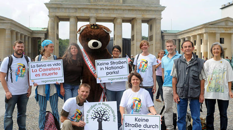 Protestkundgebung vor Brandenburger Tor