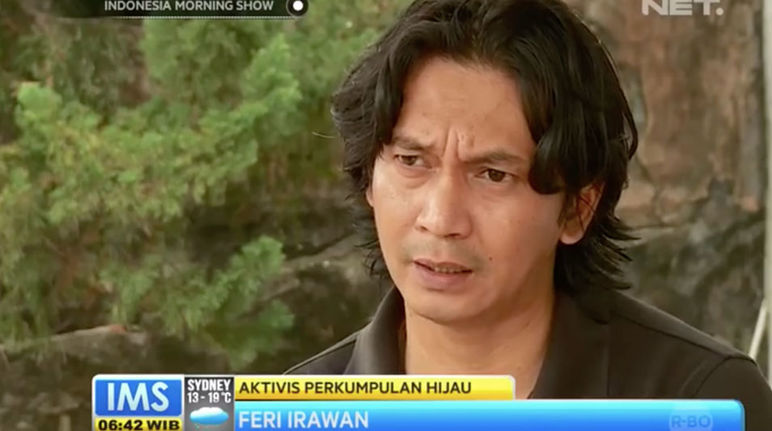 Feri Irawan macht im Interview mit dem indonesischen Sender NET News Palmölfirmen für die verheerenden Feuer verantwortlich Interview mit Feri Irawan in der indonesischen Morning Show