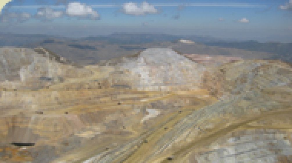 Offener Goldtagebau Offener Goldtagebau