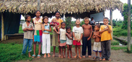Sie kämpfen um ihre Heimat in der Gemeinde Camelias, Provinz Chocó